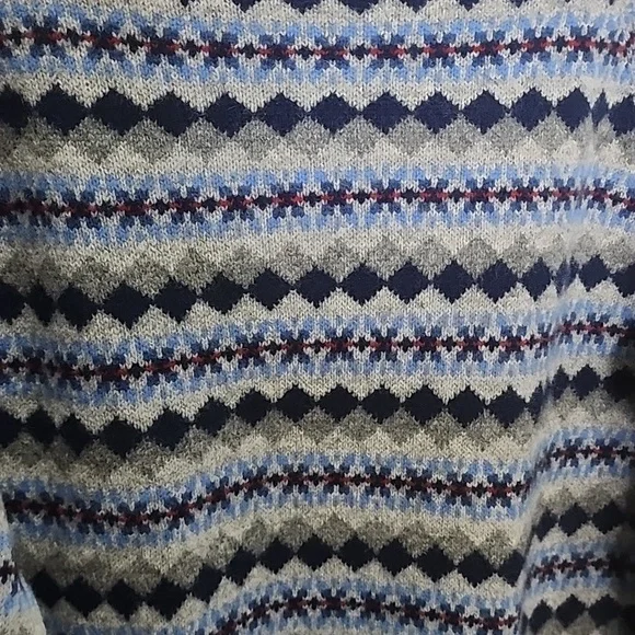 J. Crew McCallum Fair Isle 100% lambs wool sweater size L - Picture 3 of 5